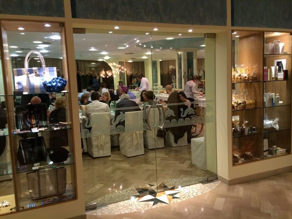 Hotel Lady Mary Milano Marittima Buitenkant foto